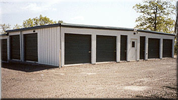 24-hour access, fenced-in facility with heated and air-conditioned units of all sizes. We also offer U-Haul trucks, trailers, and auto transport rentals. Our courteous and friendly staff will help you select the unit most appropriate for your storage and transporting needs.&nbsp;